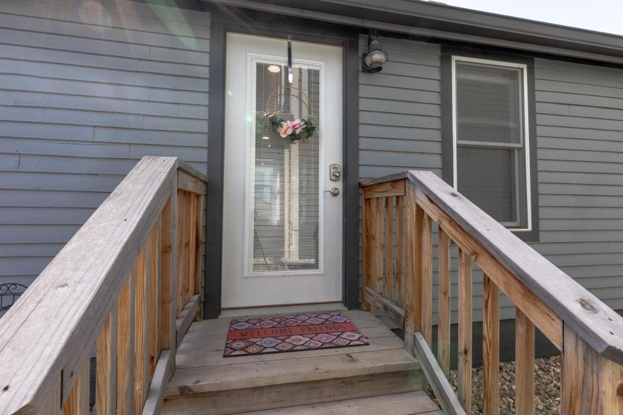Luxurious Historic Renovated Bungalow Dt Rapid City With Private Patio Екстер'єр фото